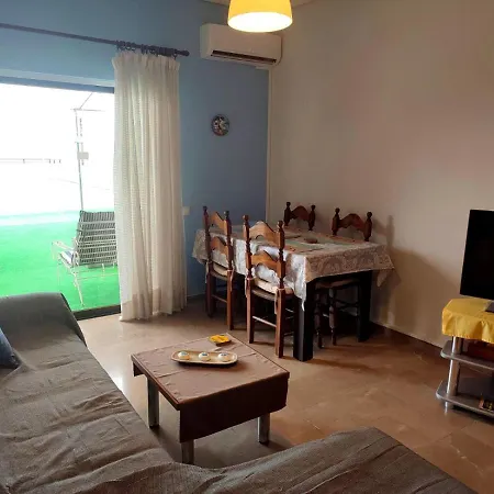 Apartmán με θέα στη θάλασσα στα *